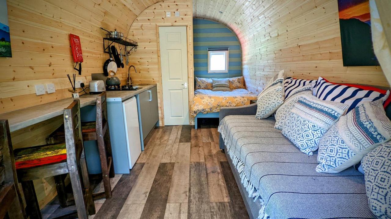 Вілла Emlyn'S Coppice - Luxury Woodland Glamping Холівелл Екстер'єр фото